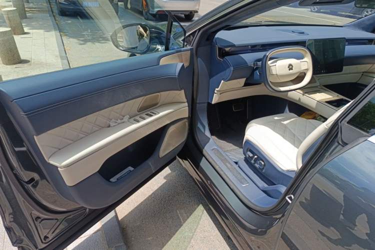 Used Nio ET9 2025 100 kWh Driver Seat