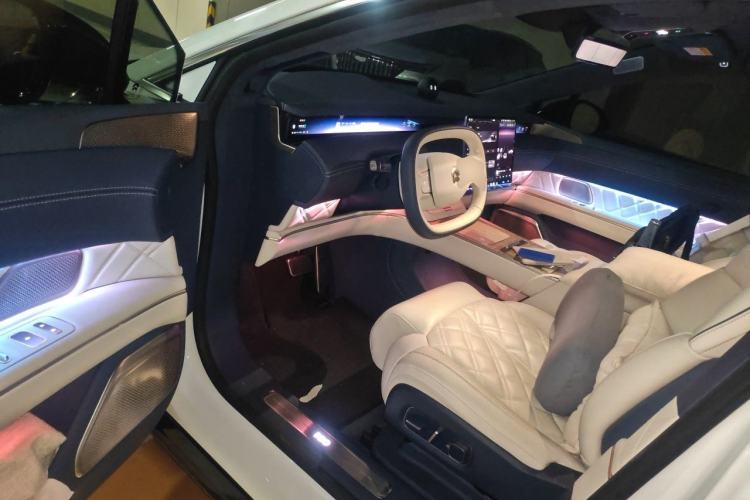 Used Nio ET9 2025 100kWh Signature Edition Driver Seat