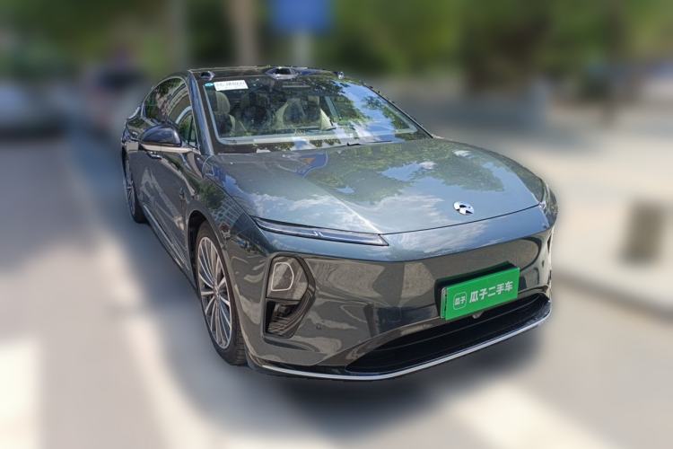 Used Nio ET9 2025 100 kWh Front Right 45 Deg