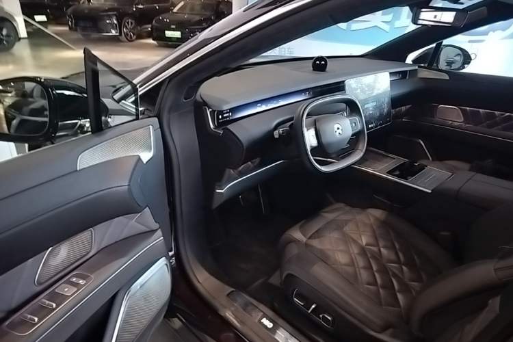 Used Nio ET9 2025 100 kWh Driver Seat