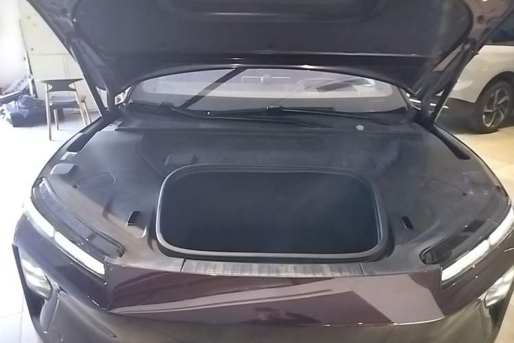 Used Nio ET9 2025 100 kWh Engine Bay