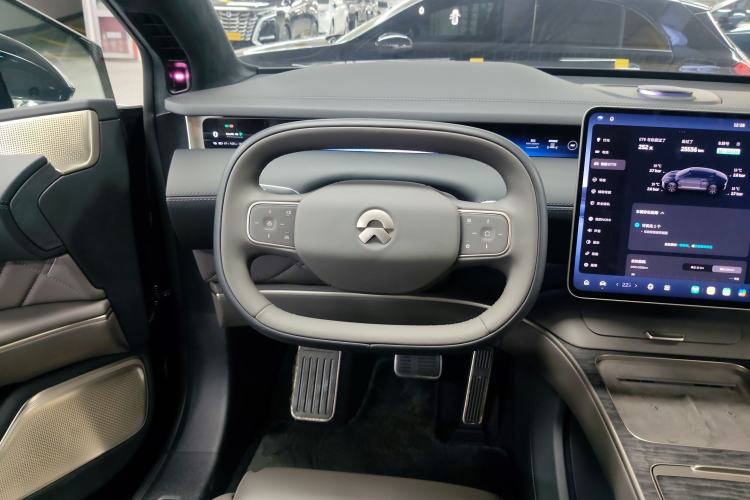 Used Nio ET9 2025 100kWh Signature Edition Steering Wheel