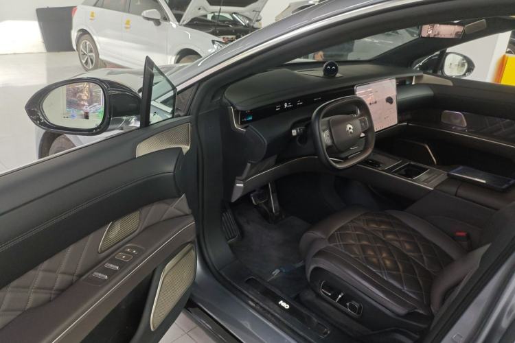 Used Nio ET9 2025 100kWh Signature Edition Driver Seat