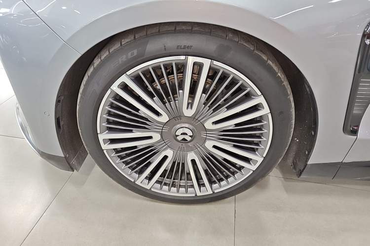 Used Nio ET9 2025 100kWh First-Edition Limited Edition Exterior 1