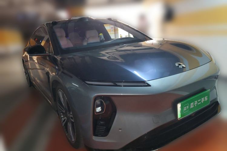 Used Nio ET9 2025 100kWh First-Edition Limited Edition Front Right 45 Deg