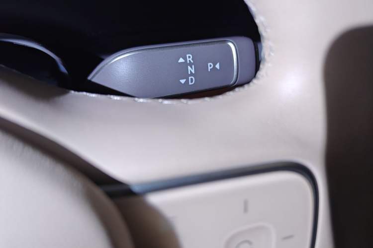 Used Nio ET9 2025 100kWh Signature Edition Gear Lever