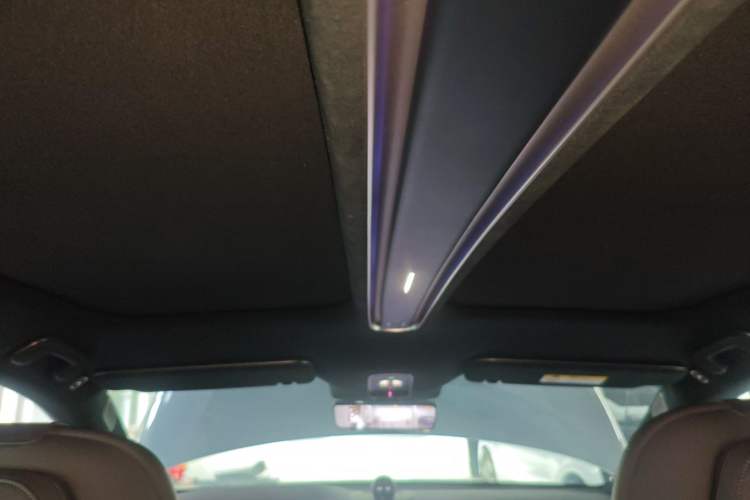 Used Nio ET9 2025 100kWh Signature Edition Headliner