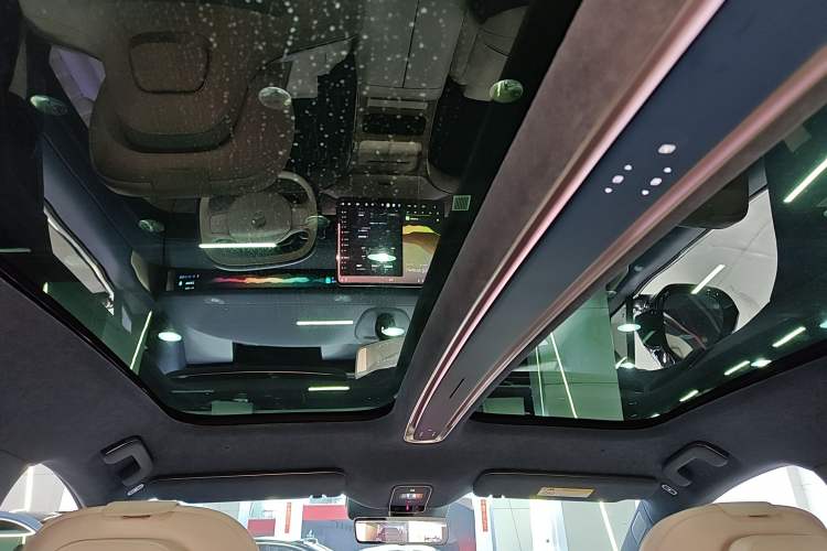 Used Nio ET9 2025 100kWh First-Edition Limited Edition Headliner