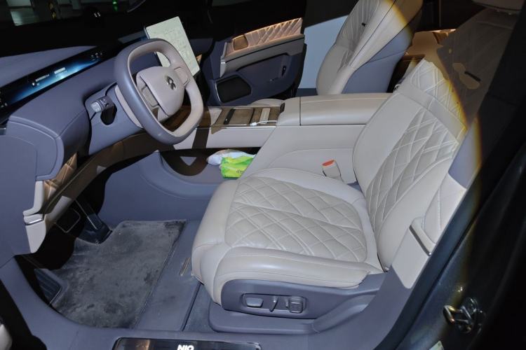 Used Nio ET9 2025 100kWh Signature Edition Left Front Seat