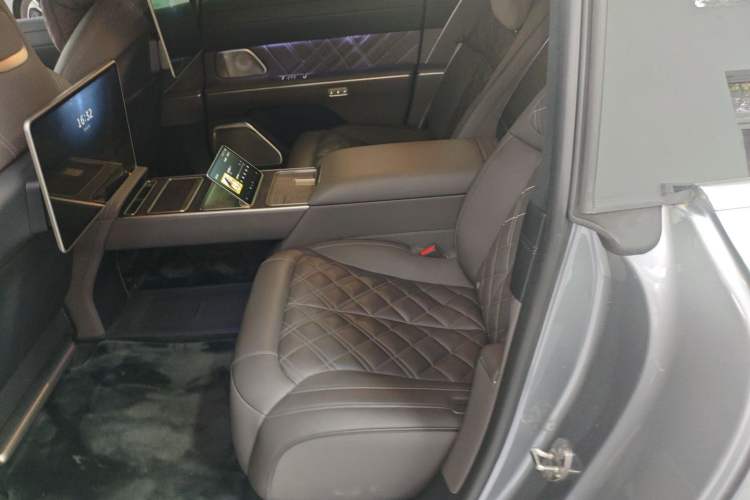 Used Nio ET9 2025 100kWh Signature Edition Left Rear Seat