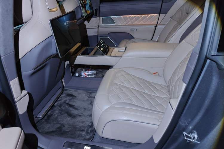 Used Nio ET9 2025 100kWh Signature Edition Left Rear Seat
