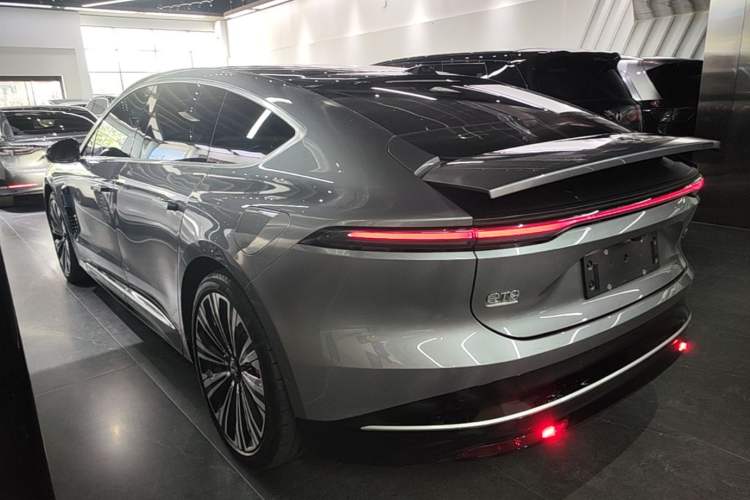 Used Nio ET9 2025 100kWh Signature Edition Rear Left 45 Deg