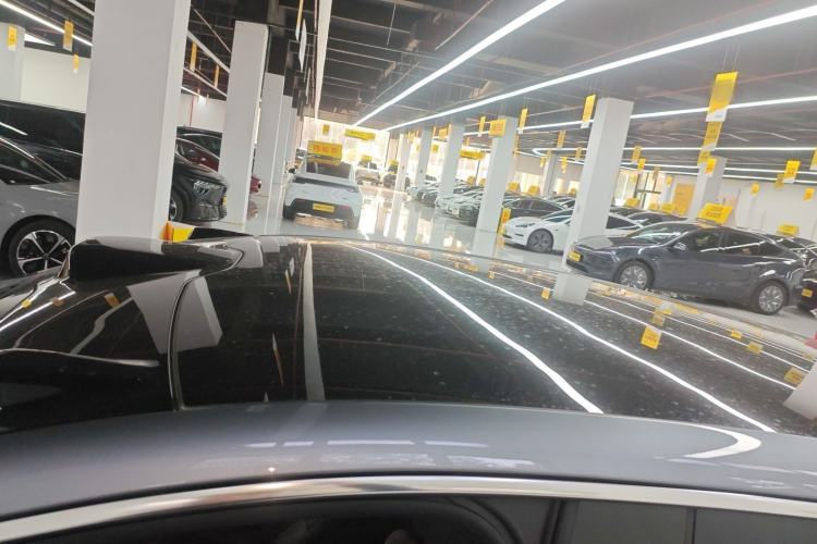 Used Nio ET9 2025 100kWh Signature Edition Roof