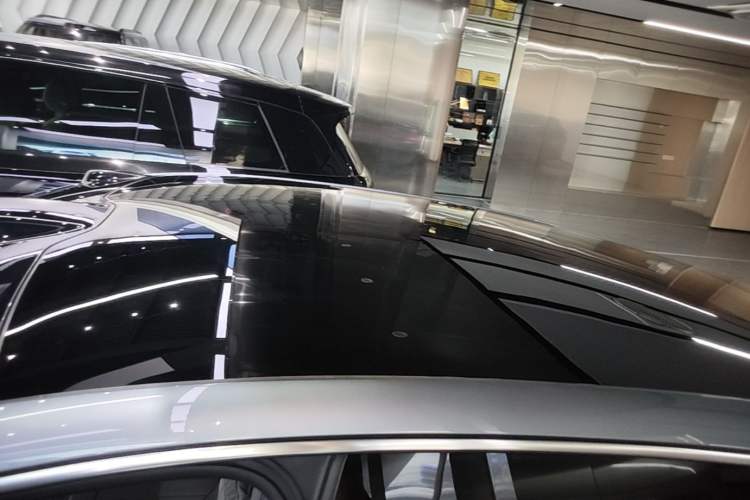 Used Nio ET9 2025 100kWh Signature Edition Roof
