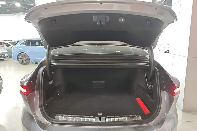 Used Nio ET9 2025 100kWh First-Edition Limited Edition Trunk
