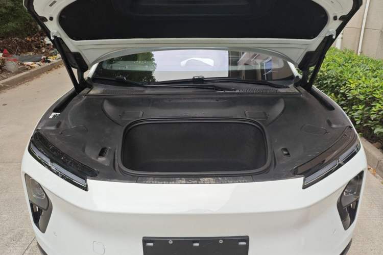 Used Nio ET9 2025 100 kWh Engine Bay