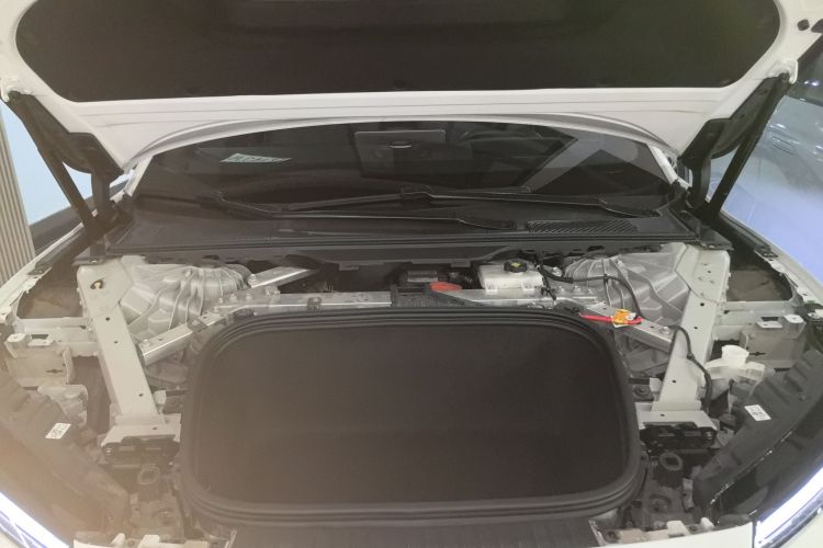 Used Nio ET9 2025 100 kWh Engine Bay
