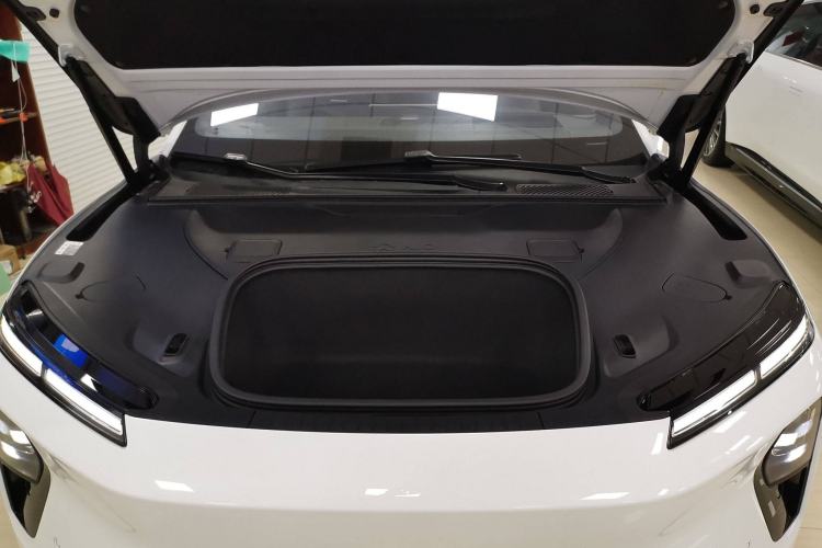 Used Nio ET9 2025 100 kWh Engine Bay