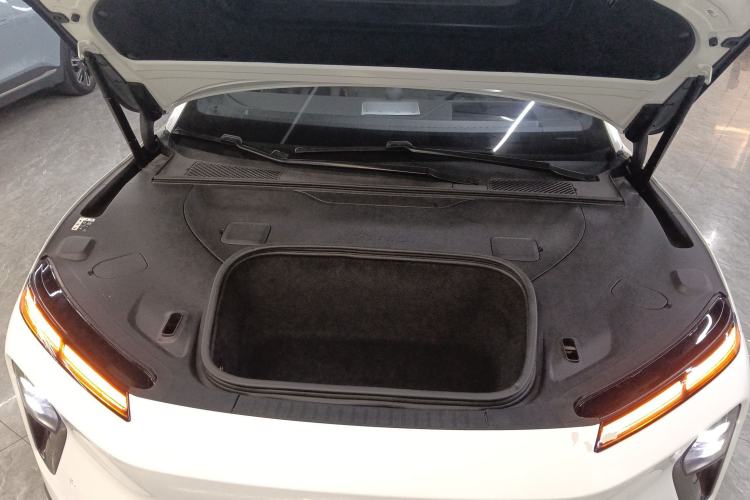 Used Nio ET9 2025 100 kWh Engine Bay