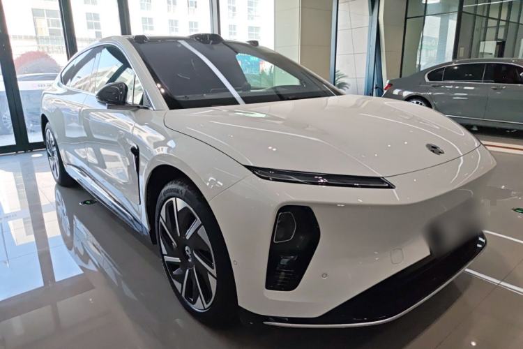 Used Nio ET9 2025 100 kWh Exterior 1