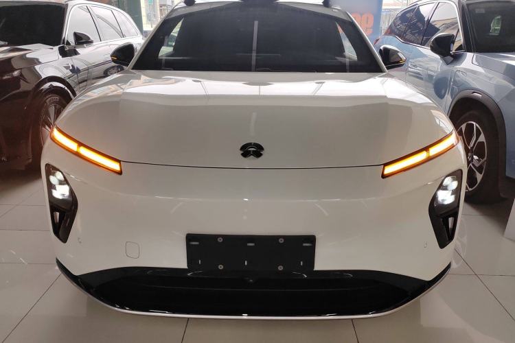 Used Nio ET9 2025 100 kWh Exterior 1