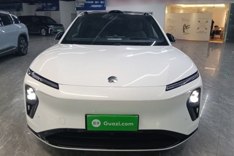 Used Nio ET9 2025 100 kWh Exterior 1