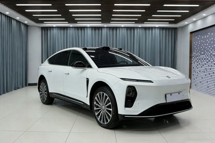 Used Nio ET9 2025 100 kWh Exterior 11