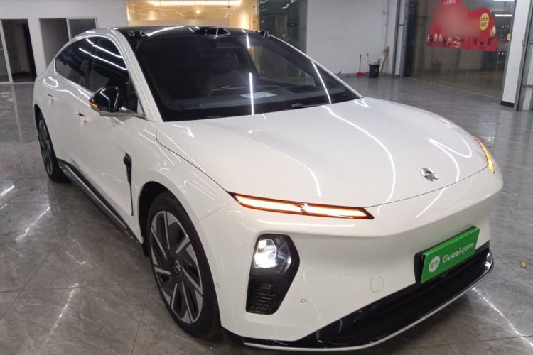 Used Nio ET9 2025 100 kWh Exterior 2