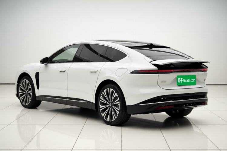Used Nio ET9 2025 100 kWh Exterior 2