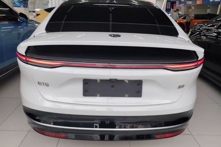 Used Nio ET9 2025 100 kWh Exterior 4