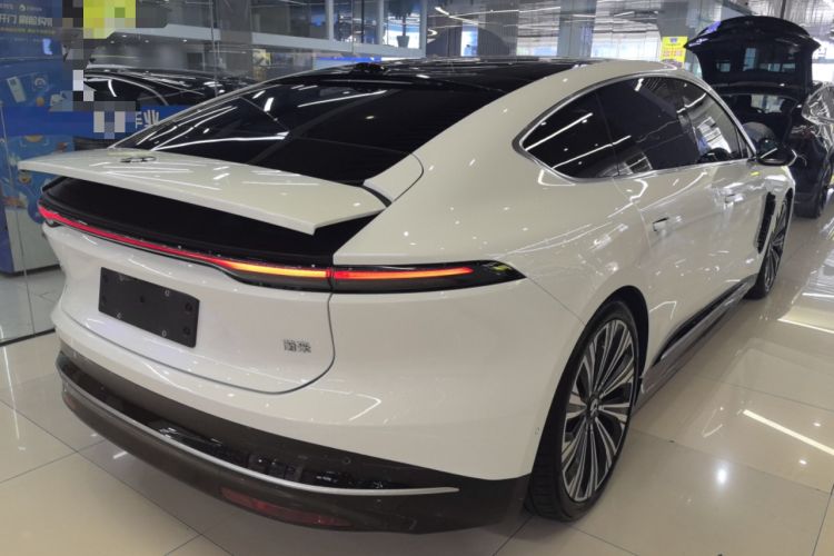 Used Nio ET9 2025 100 kWh Exterior 5