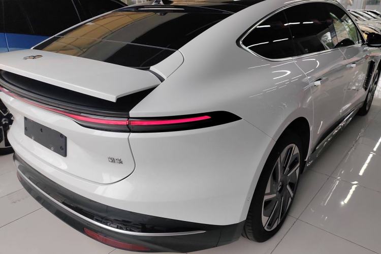Used Nio ET9 2025 100 kWh Exterior 5