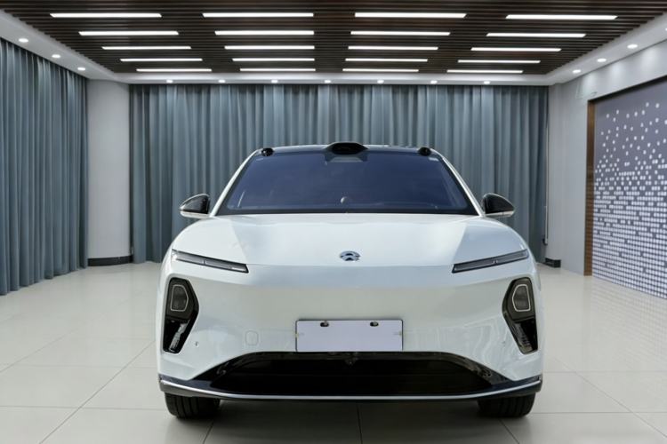 Used Nio ET9 2025 100 kWh Exterior 6