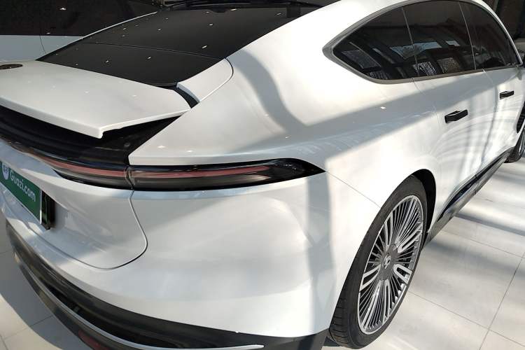 Used Nio ET9 2025 100kWh First-Edition Limited Edition Exterior 6