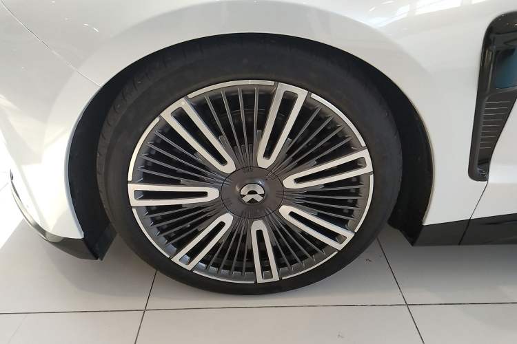 Used Nio ET9 2025 100kWh First-Edition Limited Edition Exterior 7