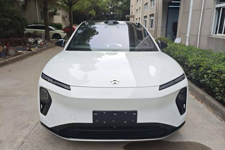Used Nio ET9 2025 100 kWh Front