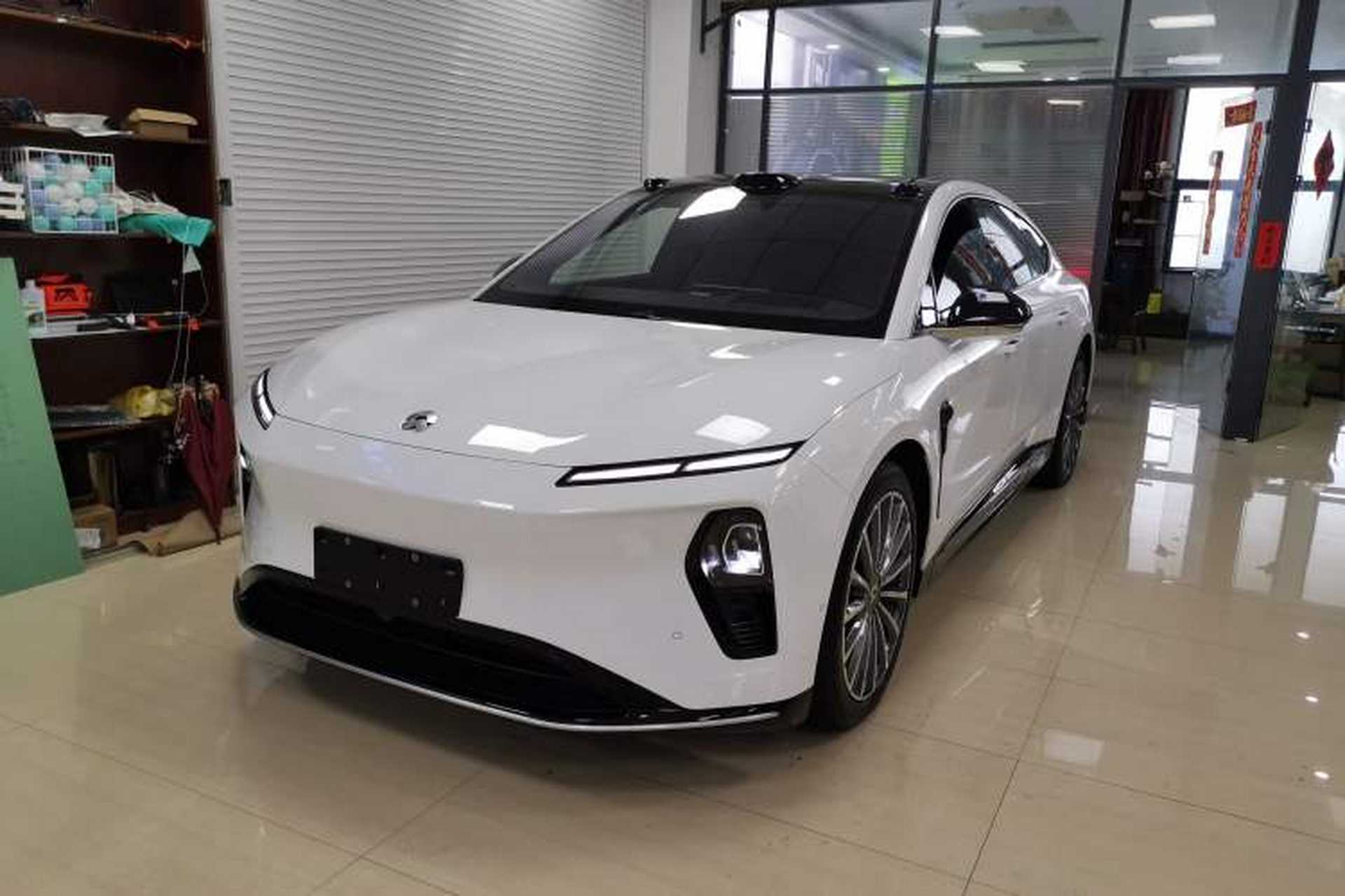 Used Nio ET9 2025 100 kWh Front Left 45 Deg