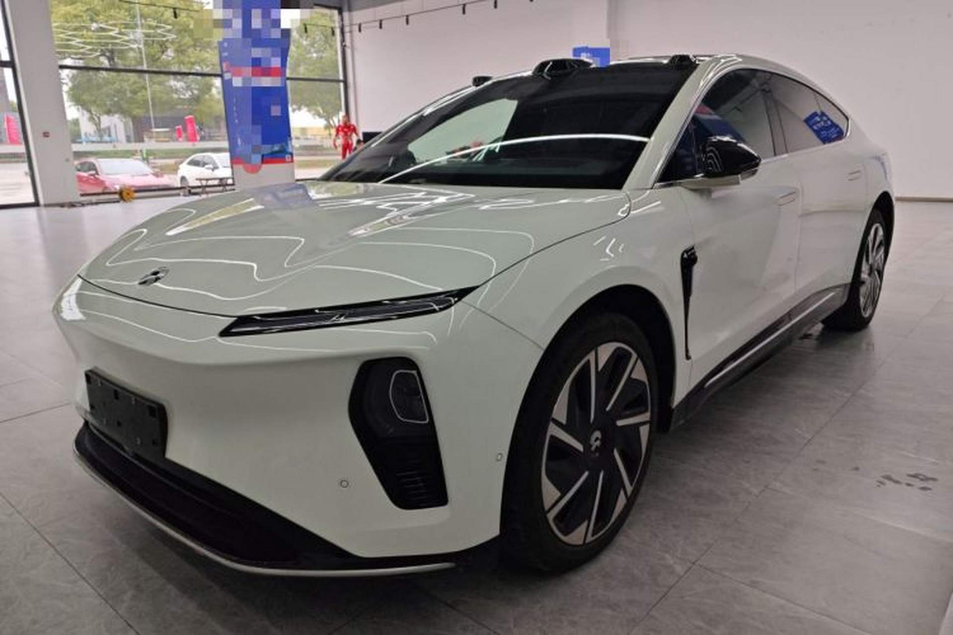 Used Nio ET9 2025 100 kWh Front Left 45 Deg