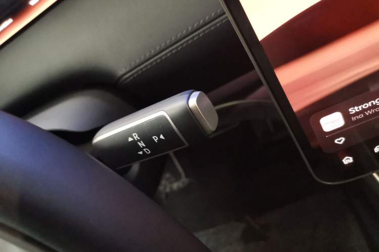 Used Nio ET9 2025 100 kWh Gear Lever