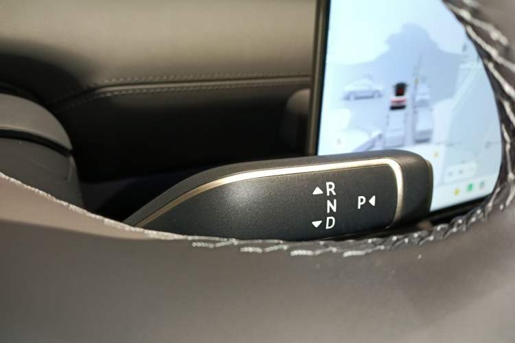 Used Nio ET9 2025 100 kWh Gear Lever