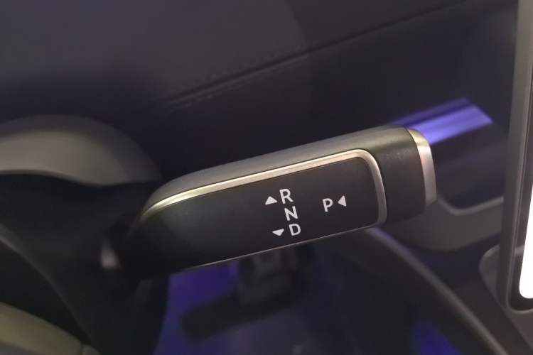 Used Nio ET9 2025 100 kWh Gear Lever