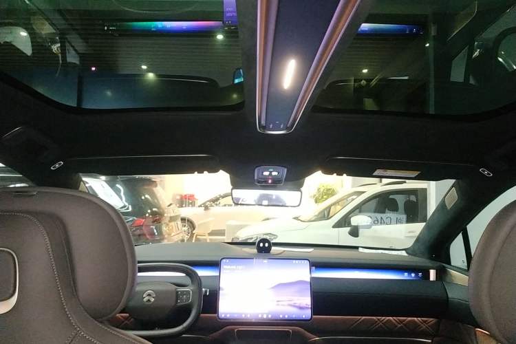 Used Nio ET9 2025 100 kWh Headliner