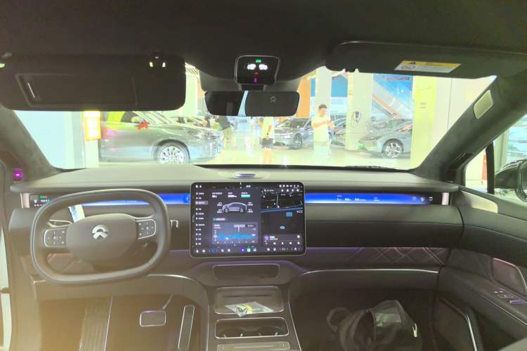 Used Nio ET9 2025 100 kWh Headliner