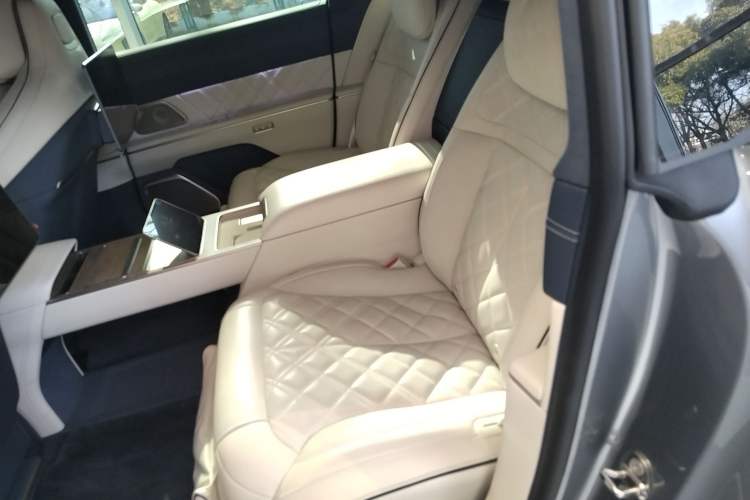Used Nio ET9 2025 100kWh First-Edition Limited Edition Interior 4