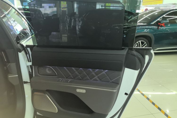 Used Nio ET9 2025 100 kWh Interior 6