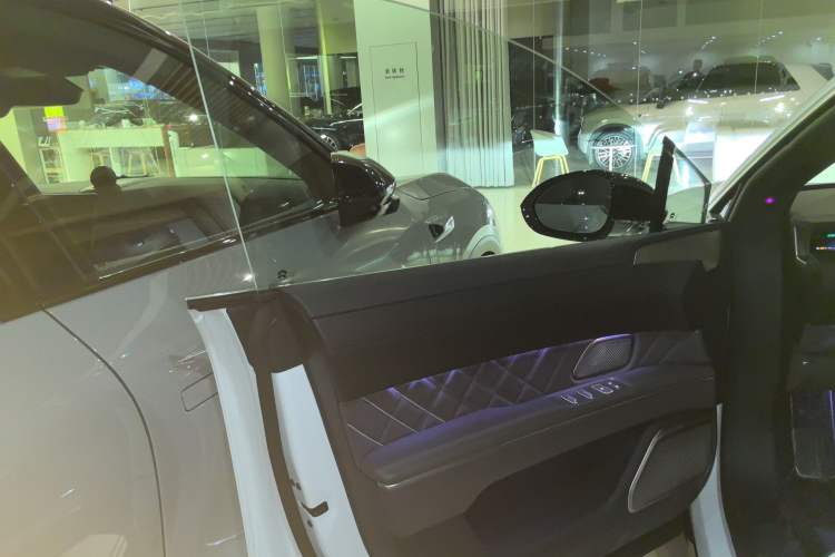 Used Nio ET9 2025 100 kWh Interior 7
