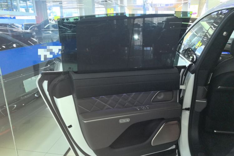 Used Nio ET9 2025 100 kWh Interior 8