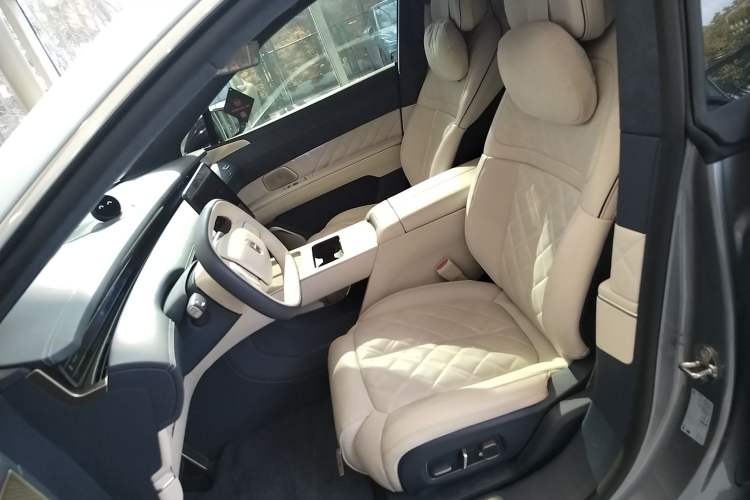 Used Nio ET9 2025 100kWh First-Edition Limited Edition Left Front Seat