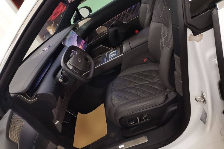 Used Nio ET9 2025 100 kWh Left Front Seat