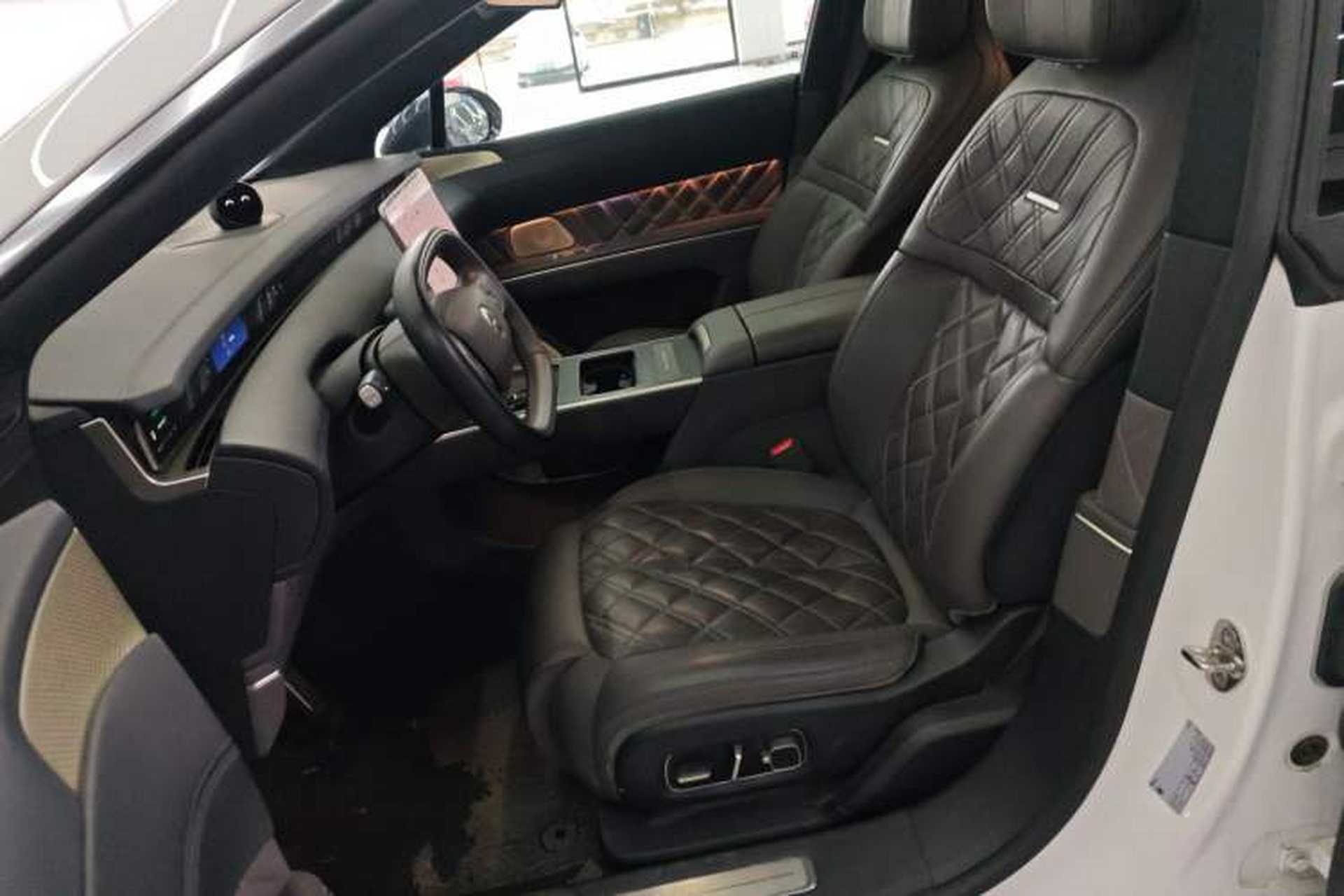 Used Nio ET9 2025 100 kWh Left Front Seat